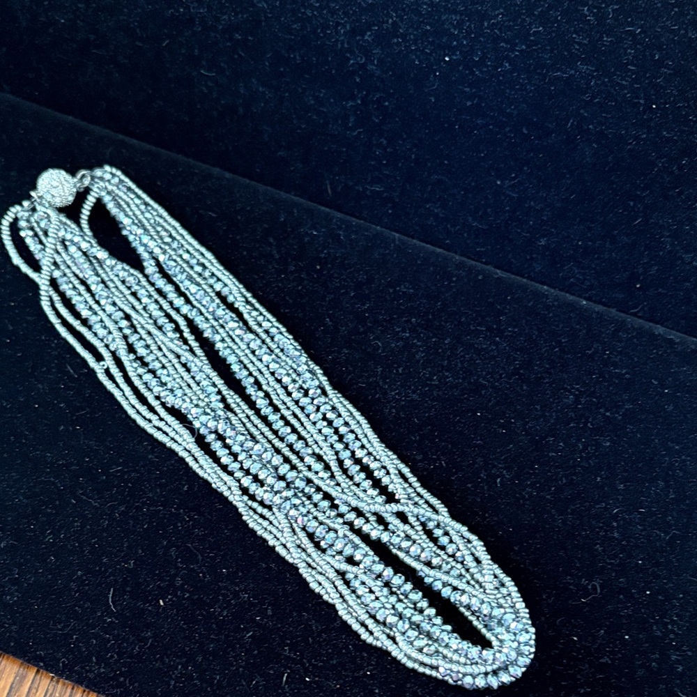 Chic Multi-Strand Beaded Necklace in Silver